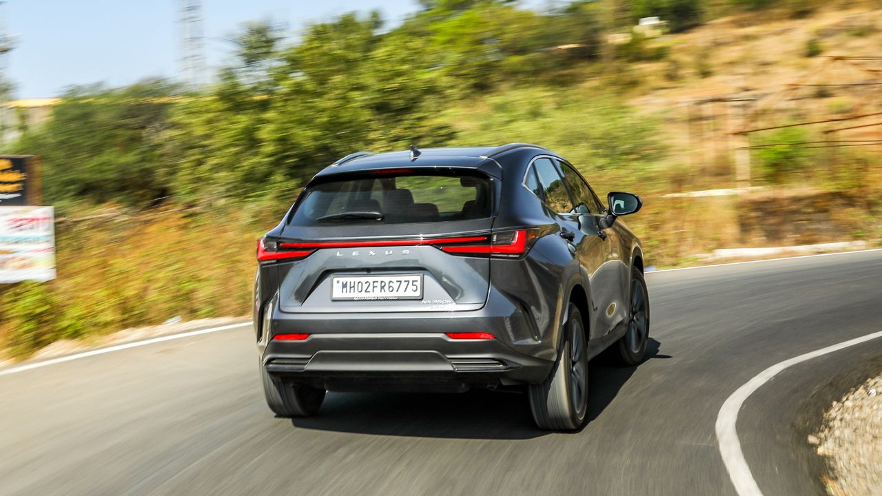 Lexus NX 350h Rear Quarter Motion