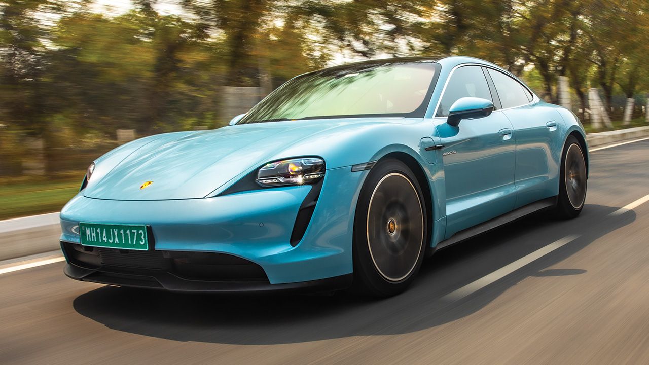 Porsche Taycan Front Quarter Motion2