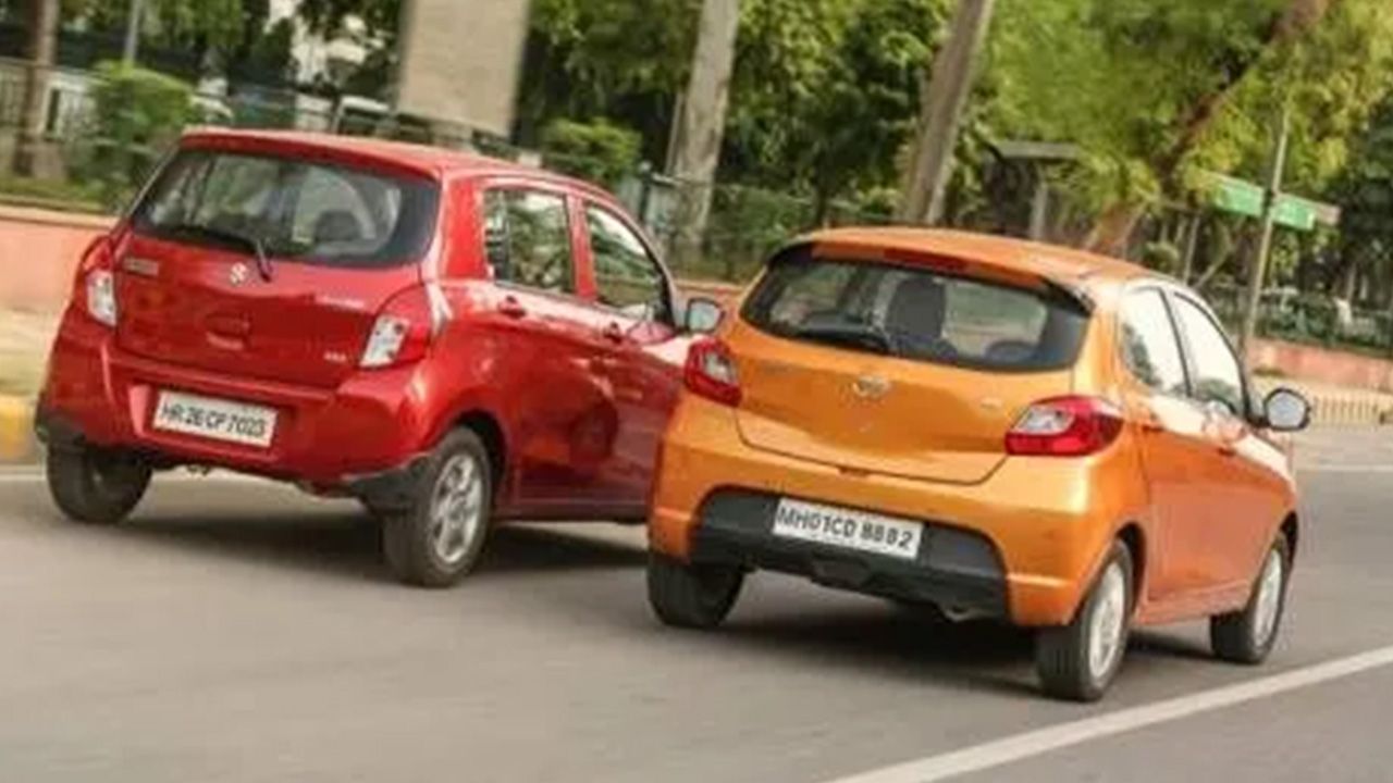 Tata Tiago Vs Maruti Suzuki Celerio Rear Three Quarter 500x261