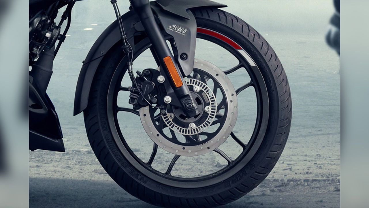 Bajaj Pulsar N160 Front Tyre View