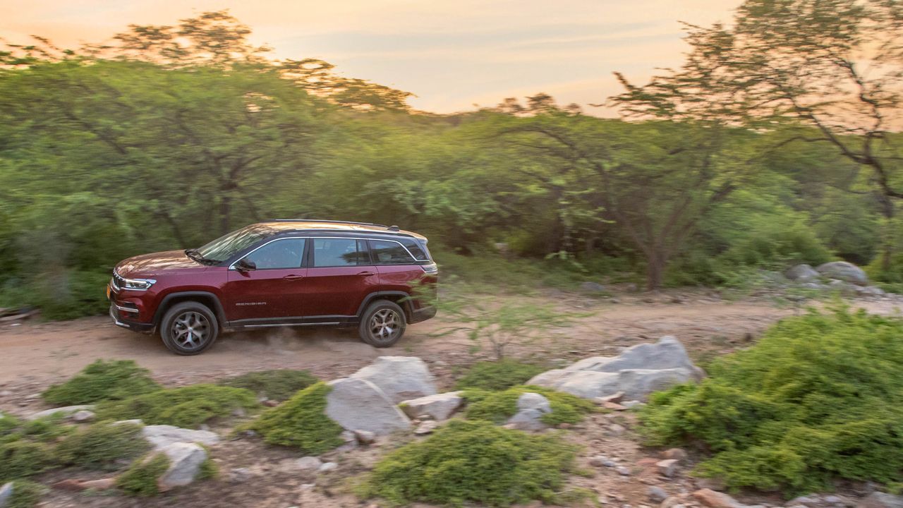 Jeep Meridian Driving In The Wild