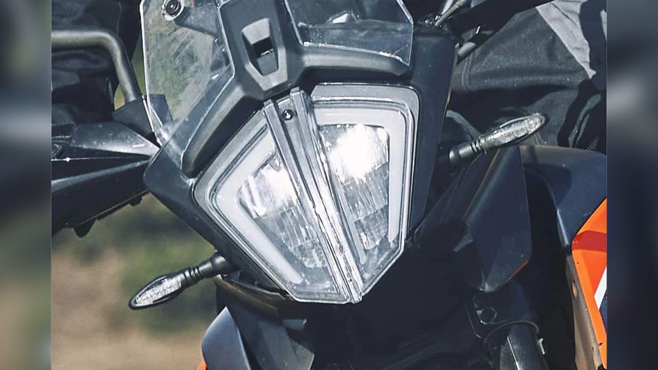 KTM 390 Adventure Head Light