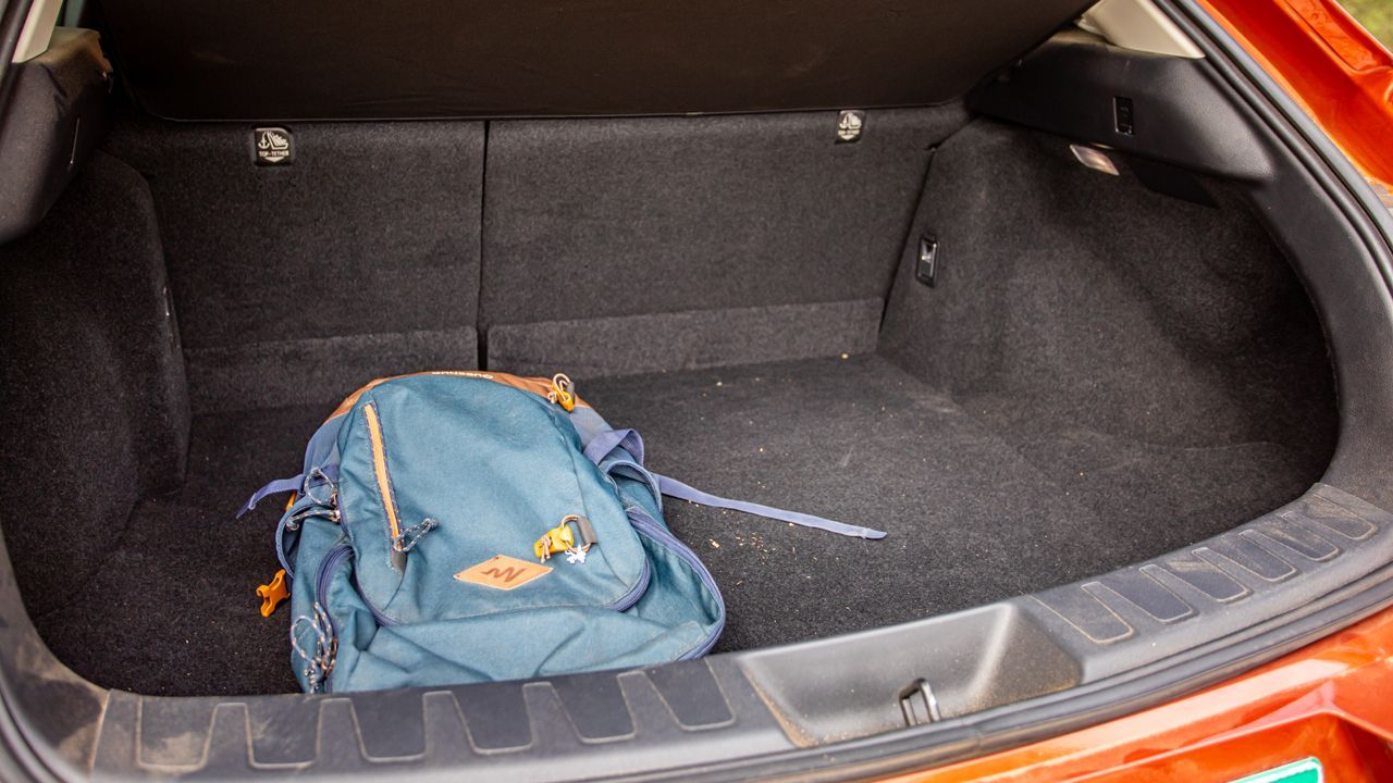 Lexus UX 300e Boot Space1