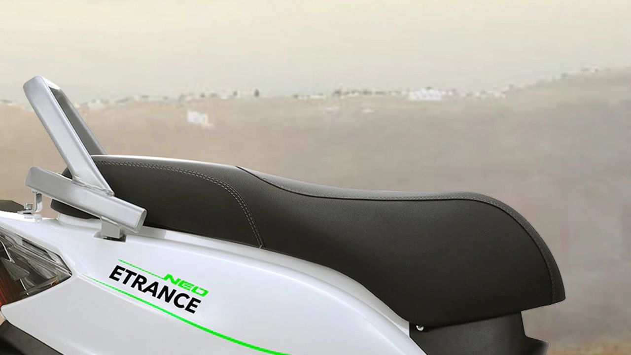 PURE EV ETrance Neo Seat