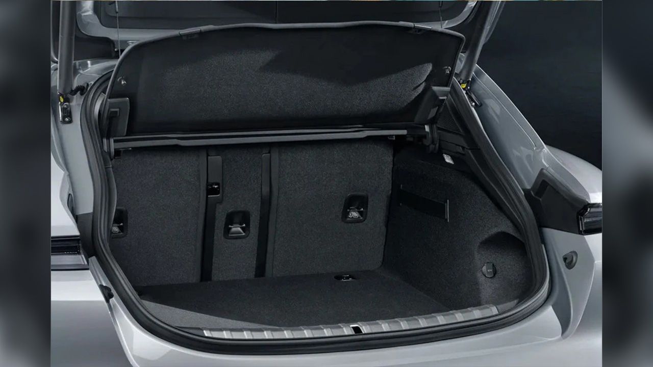 Porsche Taycan Trunk Open1