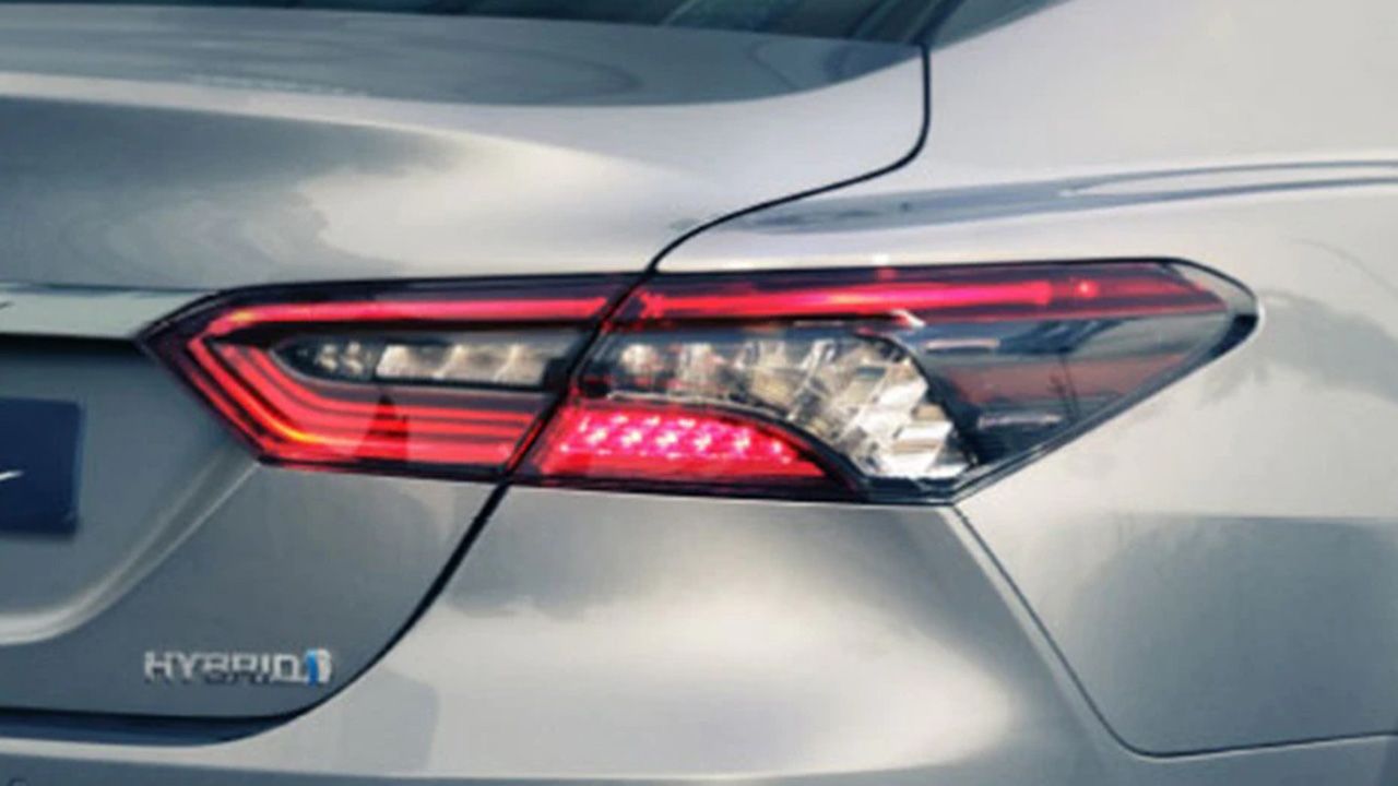 Toyota Camry Tail Lamp