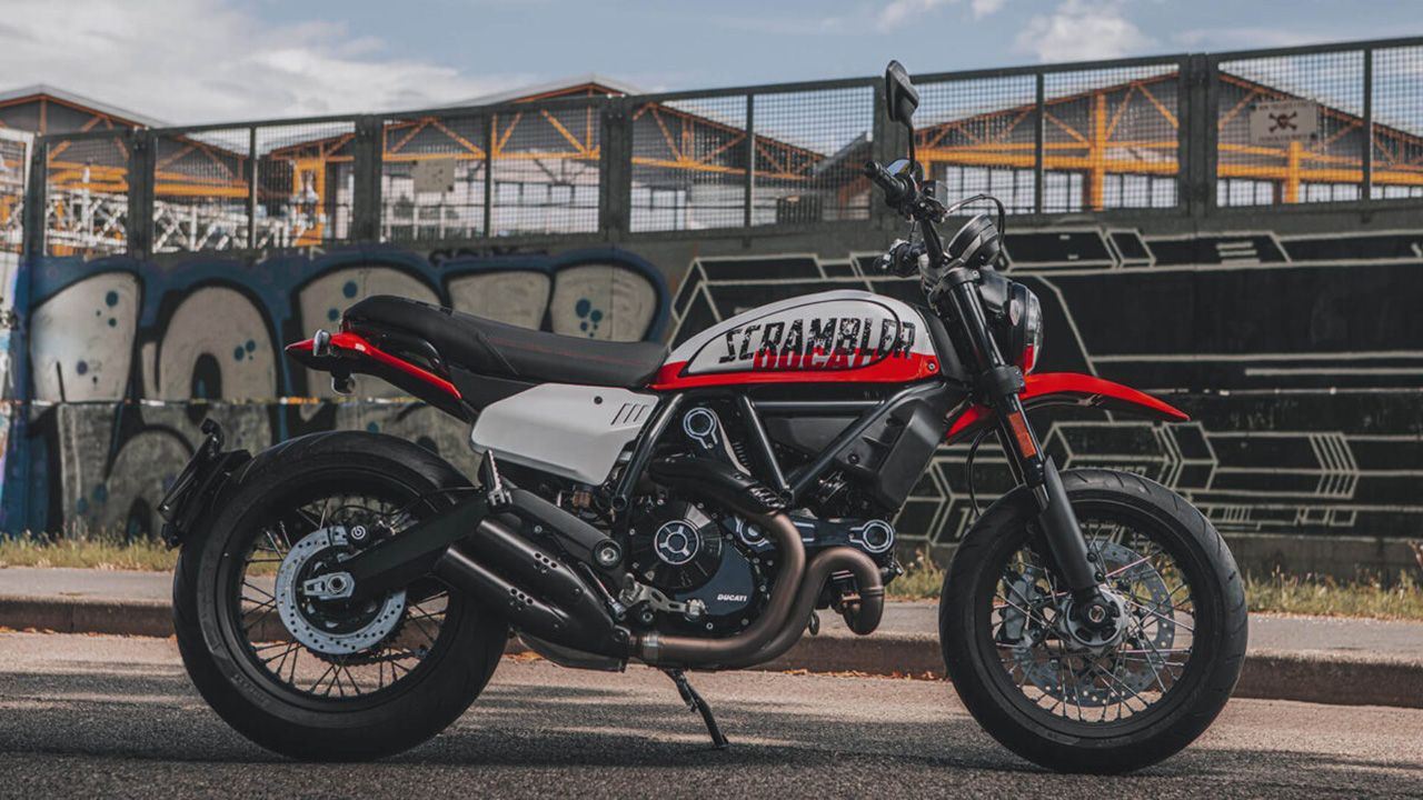 Ducati Scrambler Ducati Urban Motard Dynamic Gallery 01