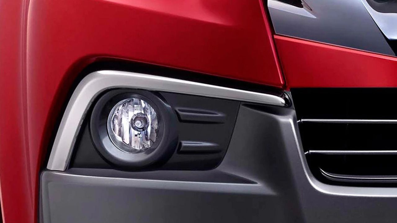 Isuzu MU X Fog Lamp With Control