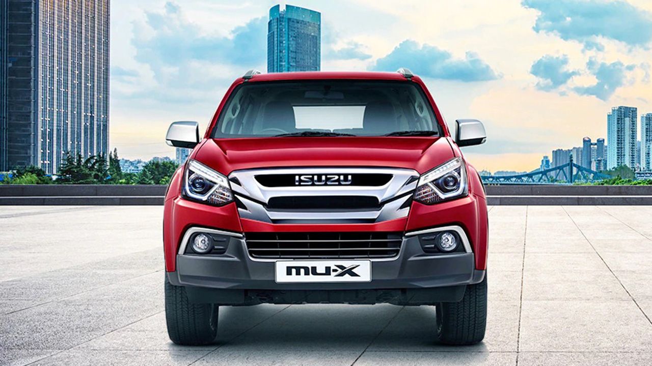 Isuzu MU X Front View