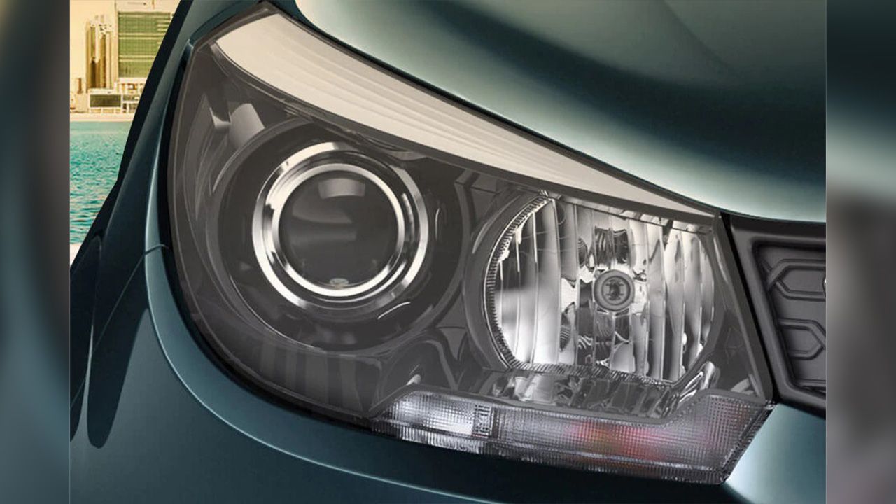 Mahindra Marazzo Headlamp