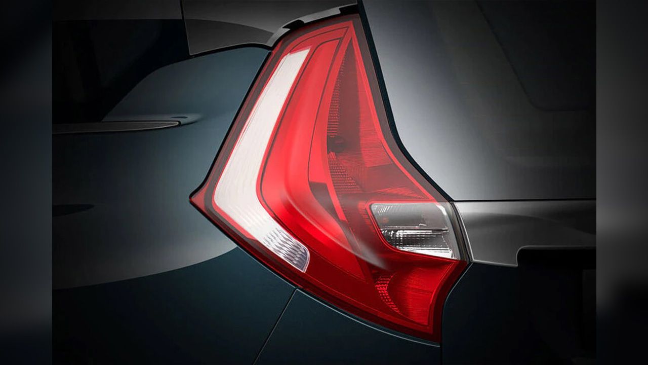 Mahindra Marazzo Tail Lamp