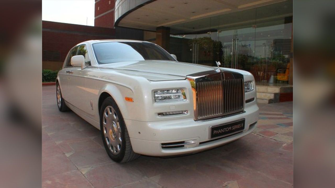 Rolls Royce Phantom VIII 1