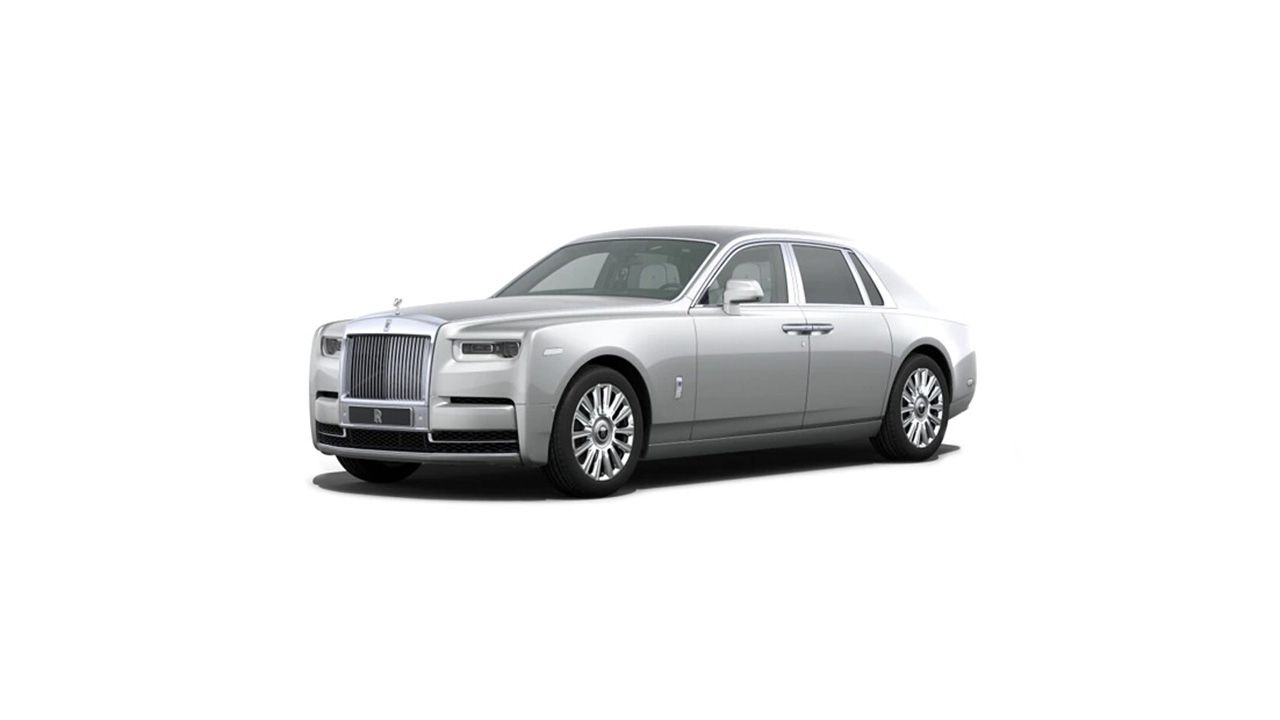 Rolls Royce Phantom VIII Artic White