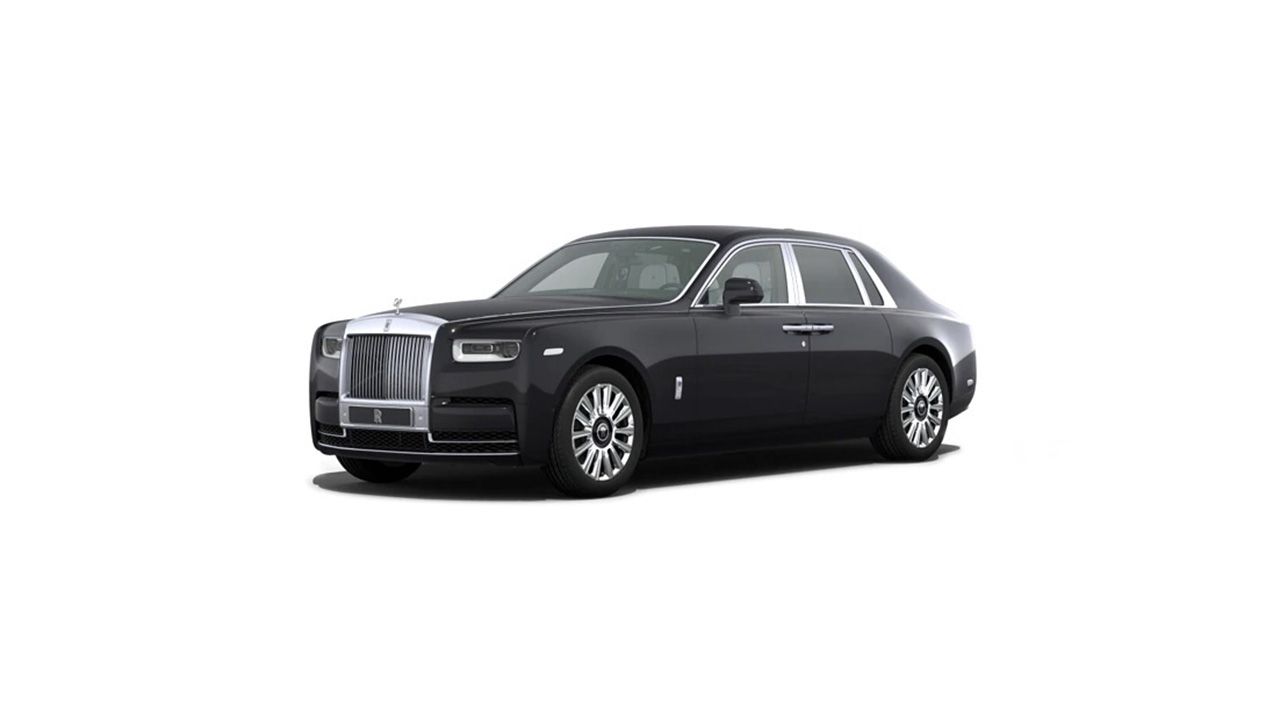 Rolls Royce Phantom VIII Black