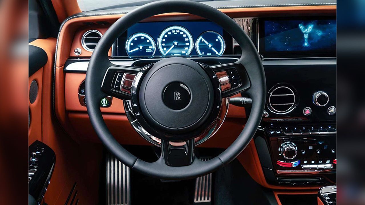 Rolls Royce Phantom VIII Steering Close Up