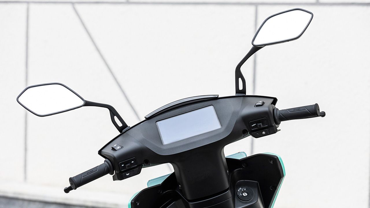 Ather 450X Gen 3 Handlebar3