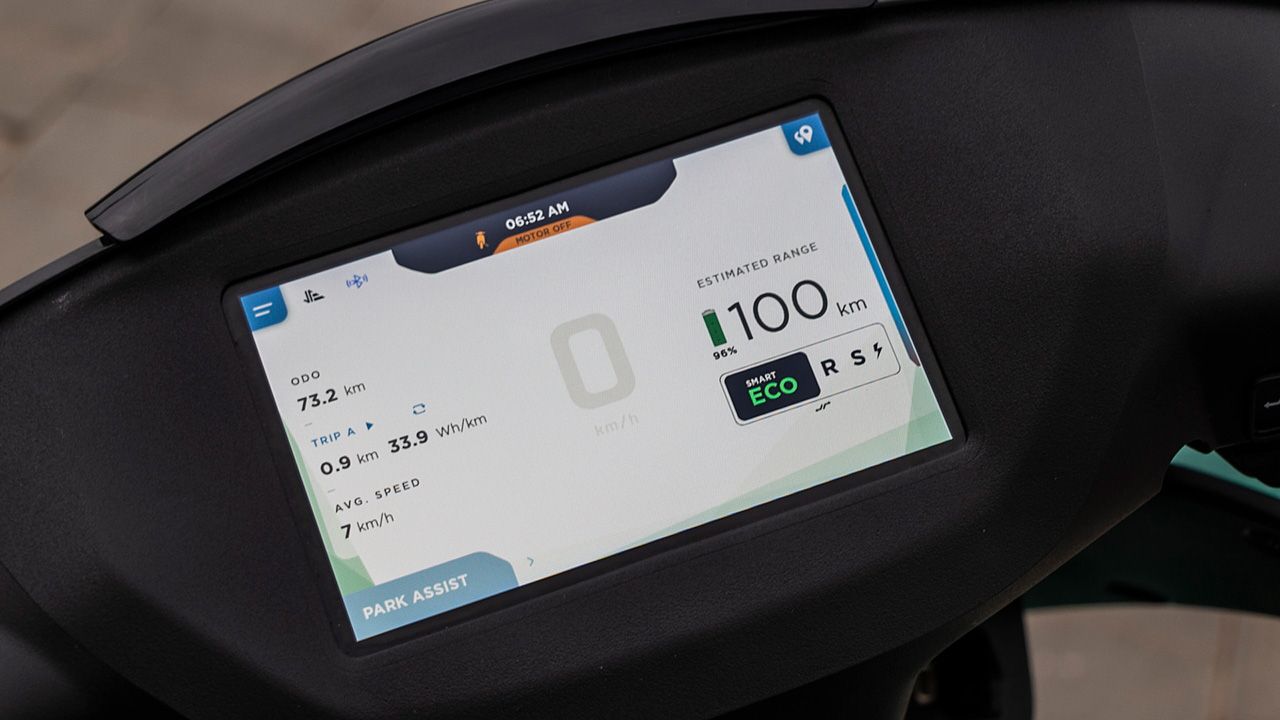Ather 450X Gen 3 TFT Touchscreen Instrument Cluster5