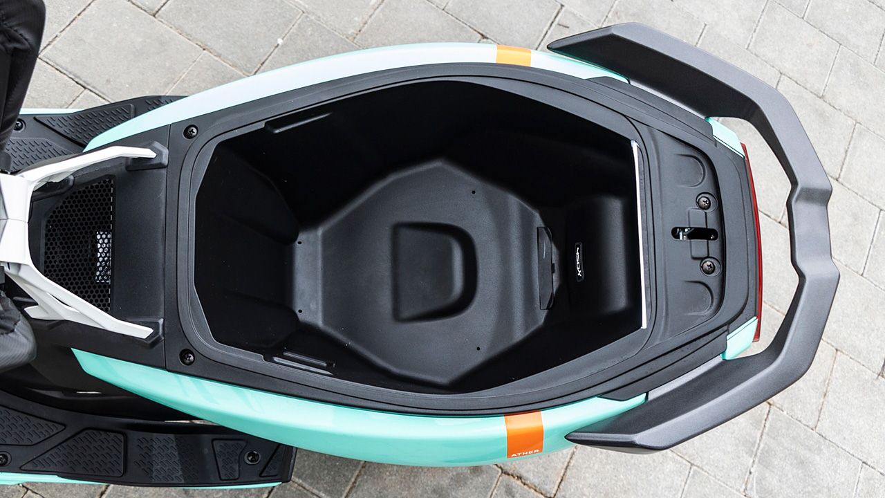 Ather 450X Gen 3 Underseat Storage1