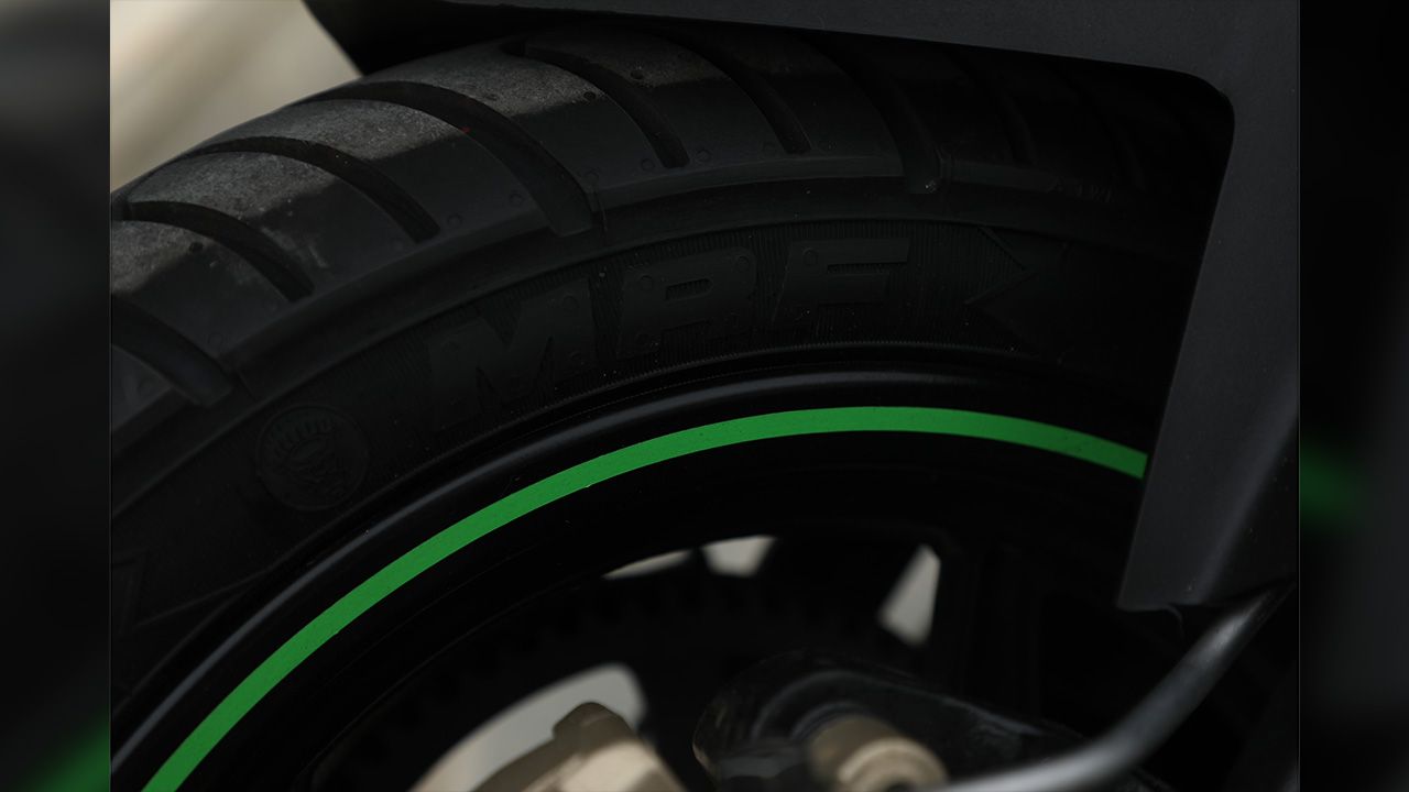 Ather 450X Gen Tyre11