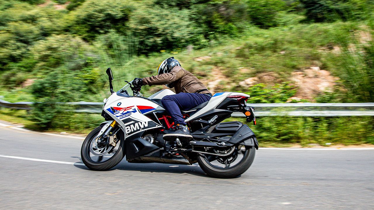 BMW G 310RR side profile dynamic 5 