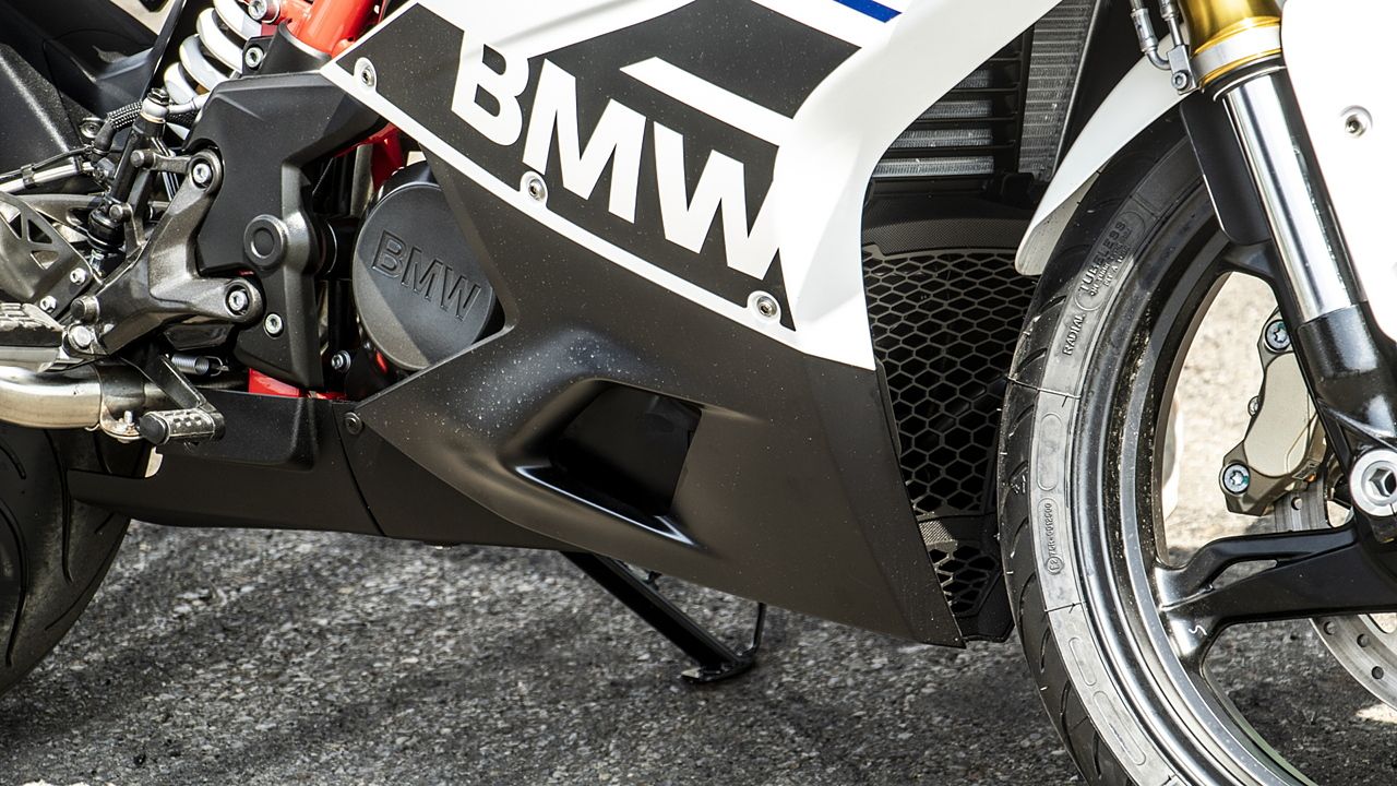 BMW G310 RR Radiator