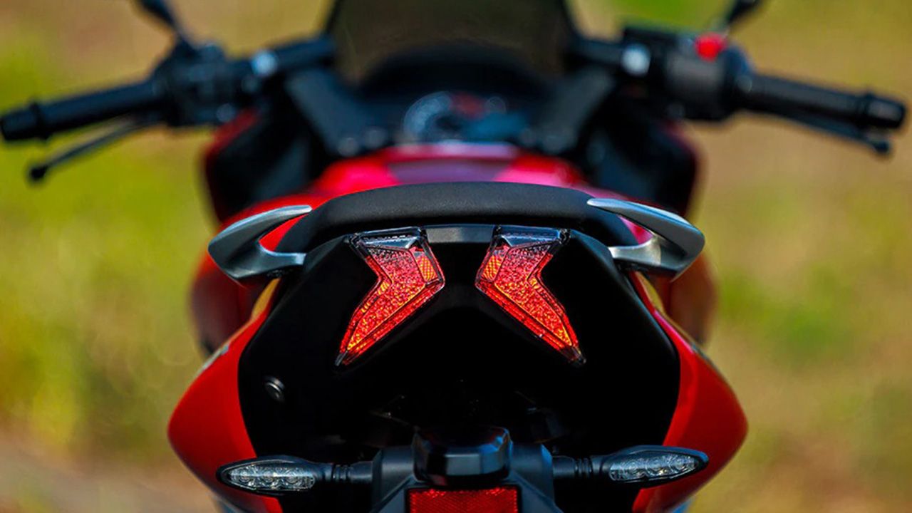 Bajaj Pulsar F250 Tail Light