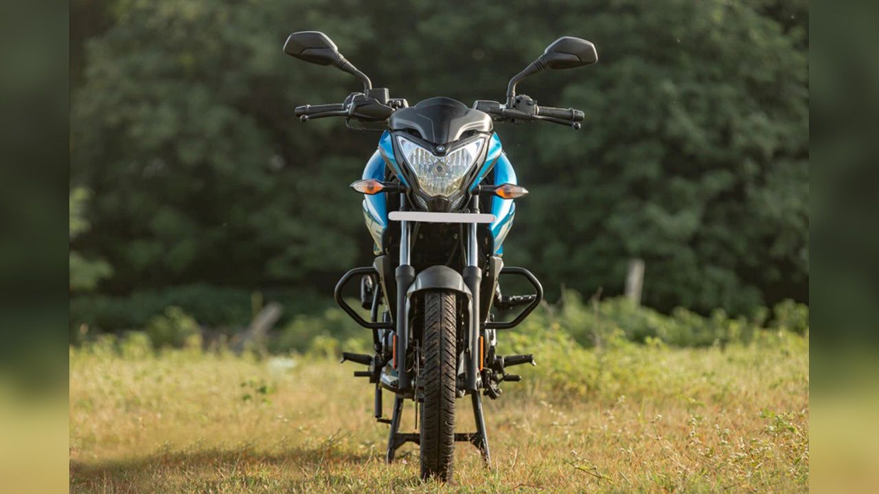 Bajaj Pulsar NS125 Front View