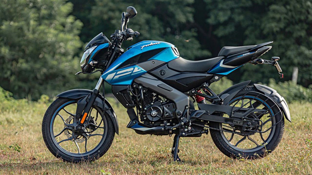 Bajaj Pulsar NS125 Left Side View