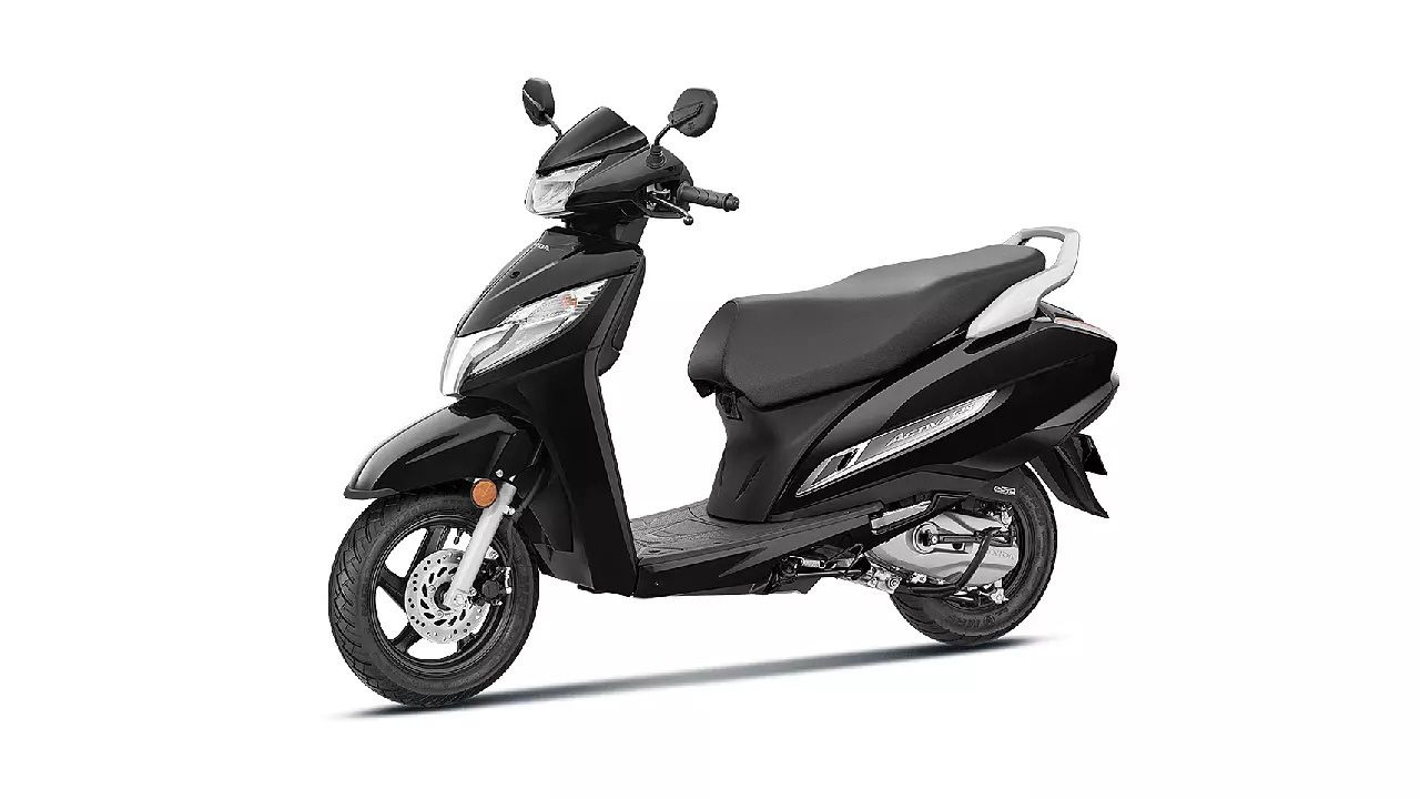 Honda Activa 125 Pearl Night Star Black