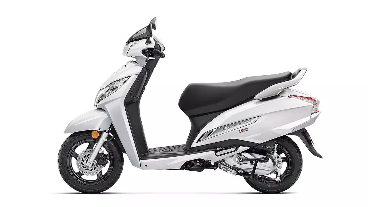 Honda Activa 125 Pearl Precious White