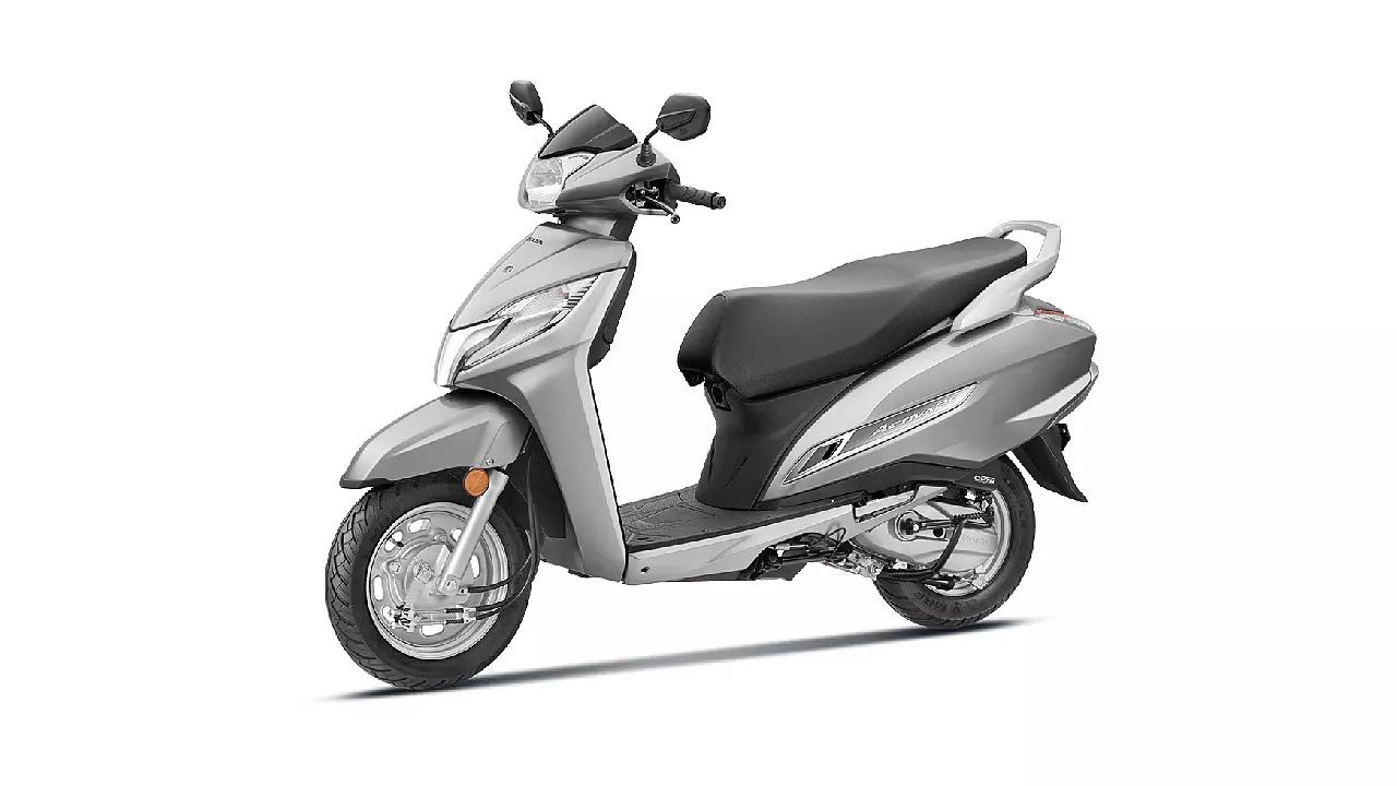 Honda Activa 125 Strontium Silver Metallic