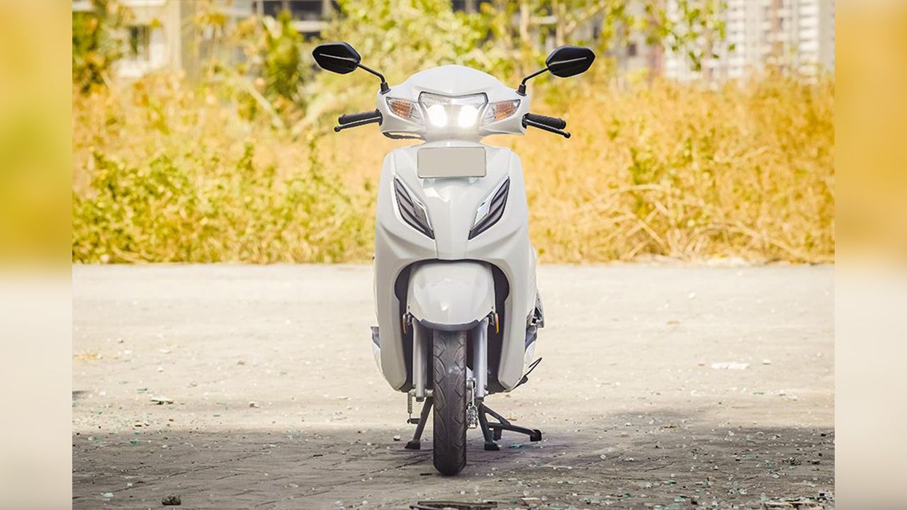 Honda Activa 6G Front View