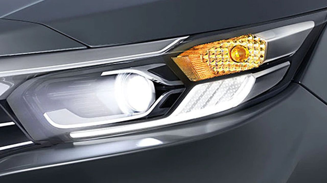 Honda Amaze Headlamp