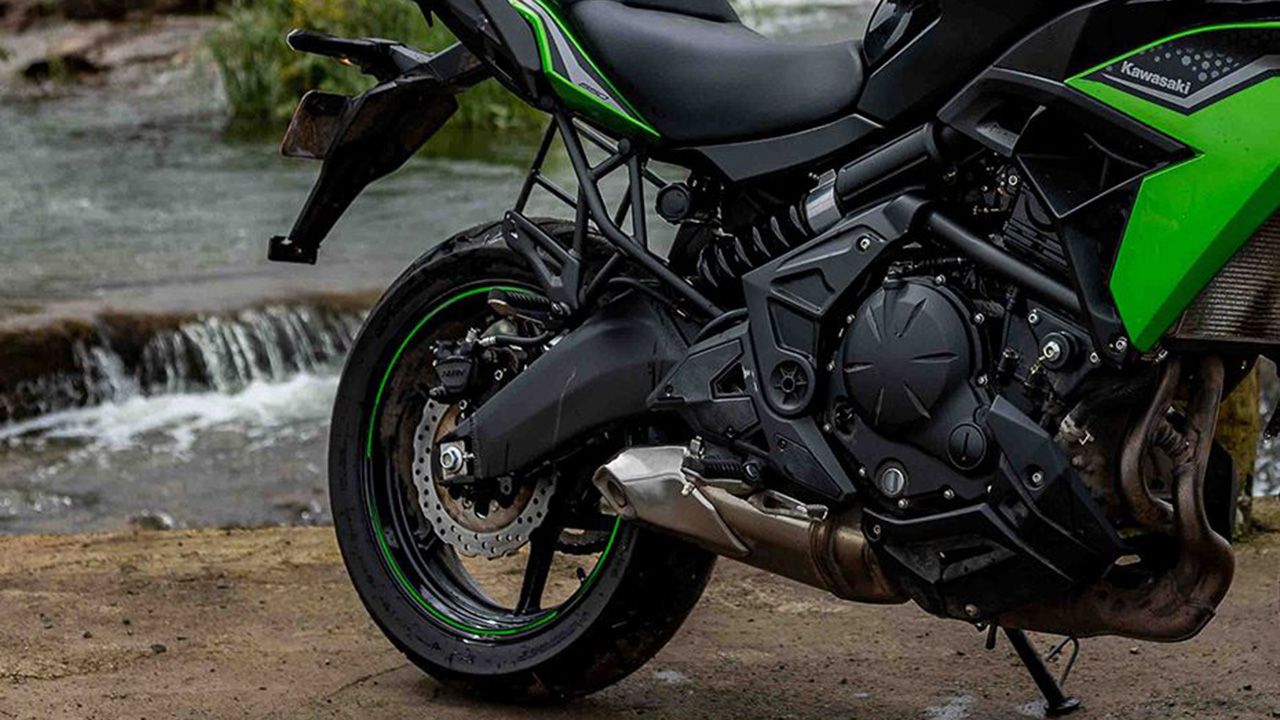 Kawasaki Versys 650 Rear Tyre View