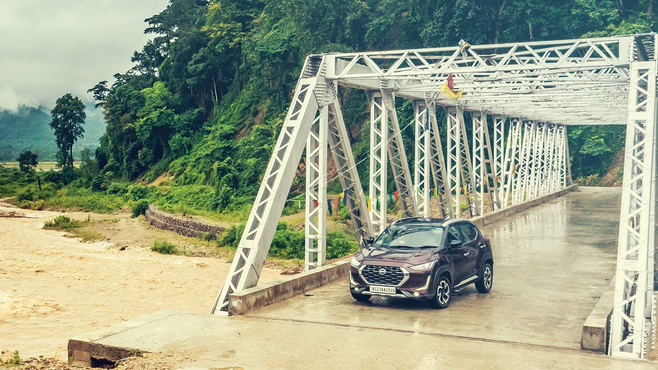 Nissan Magnite On A Bridge