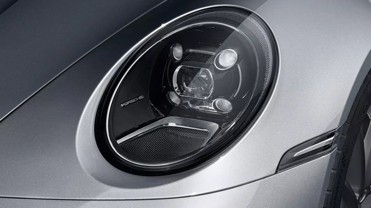 Porsche 911 Headlamp