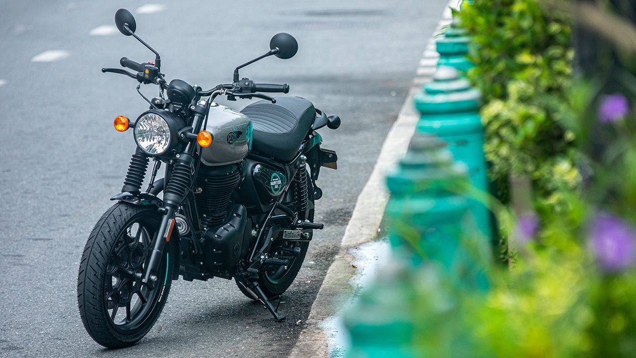 Royal Enfield Hunter 350 Front View