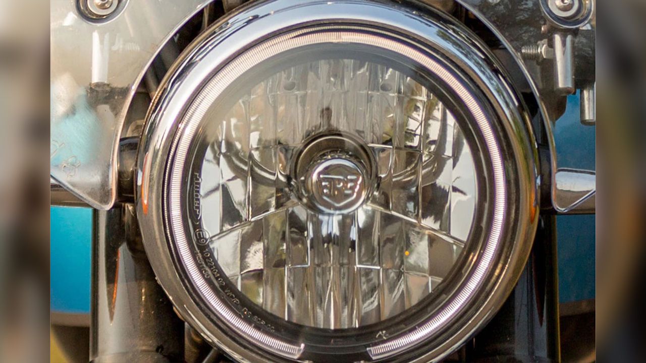 Royal Enfield Meteor 350 Head Light