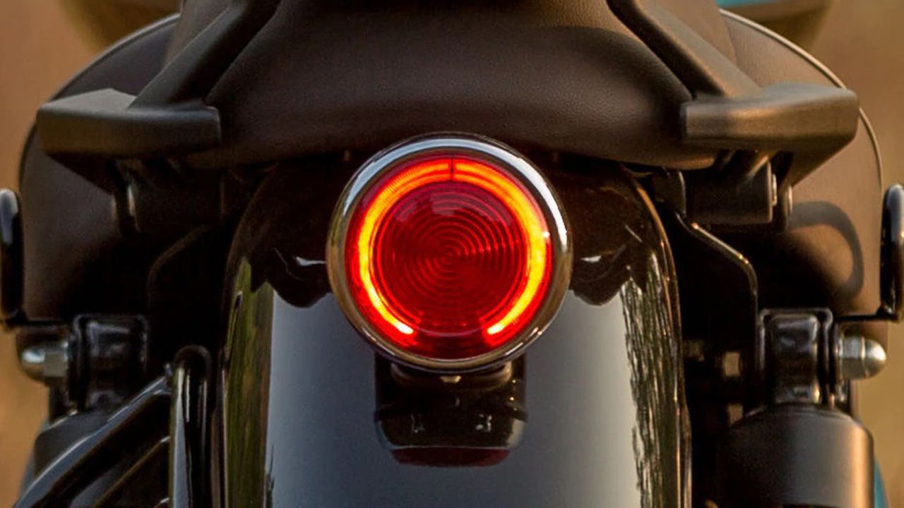 Royal Enfield Meteor 350 Tail Light