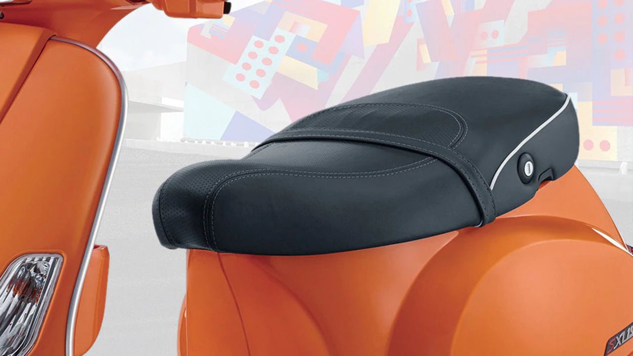 Vespa SXL 125 Seat