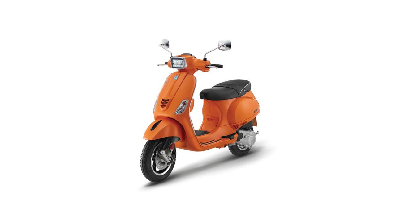 Vespa SXL 150 Orange