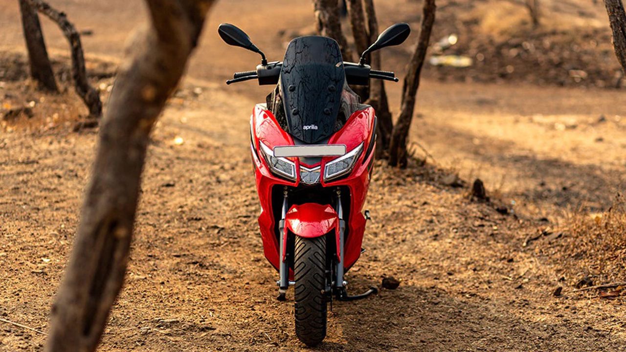 Aprilia SXR 160 Front View