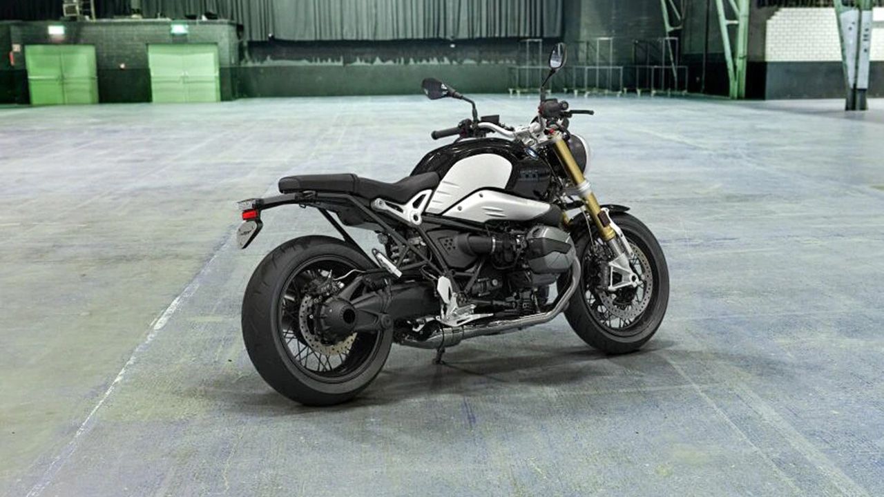 BMW R nineT Rear Right View