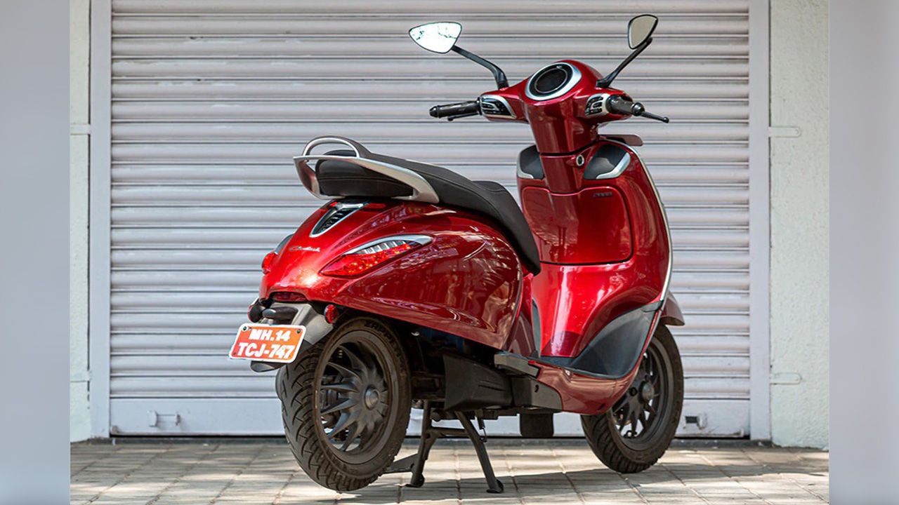 Bajaj Chetak Rear Right View