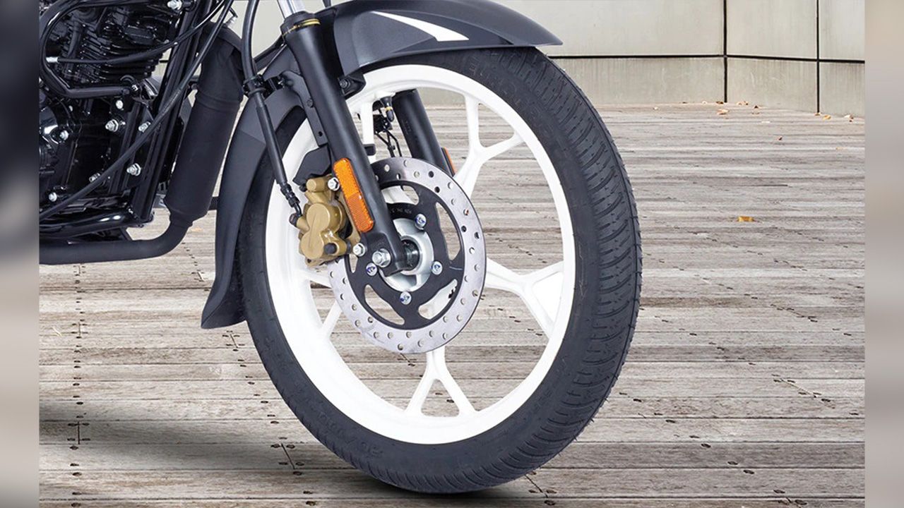 Bajaj Platina 110 Front Tyre View