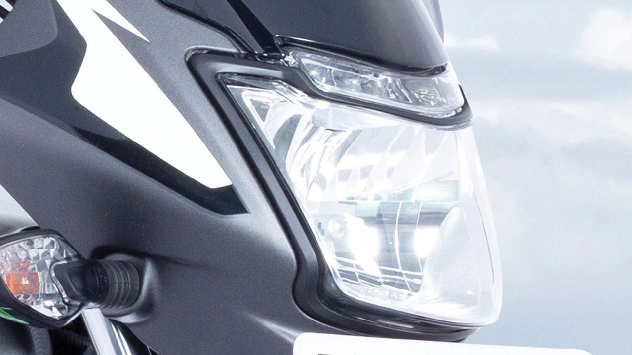 Bajaj Platina 110 Head Light