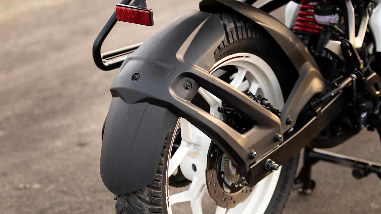 Bajaj Pulsar NS160 Rear Wheel Floting Hugger