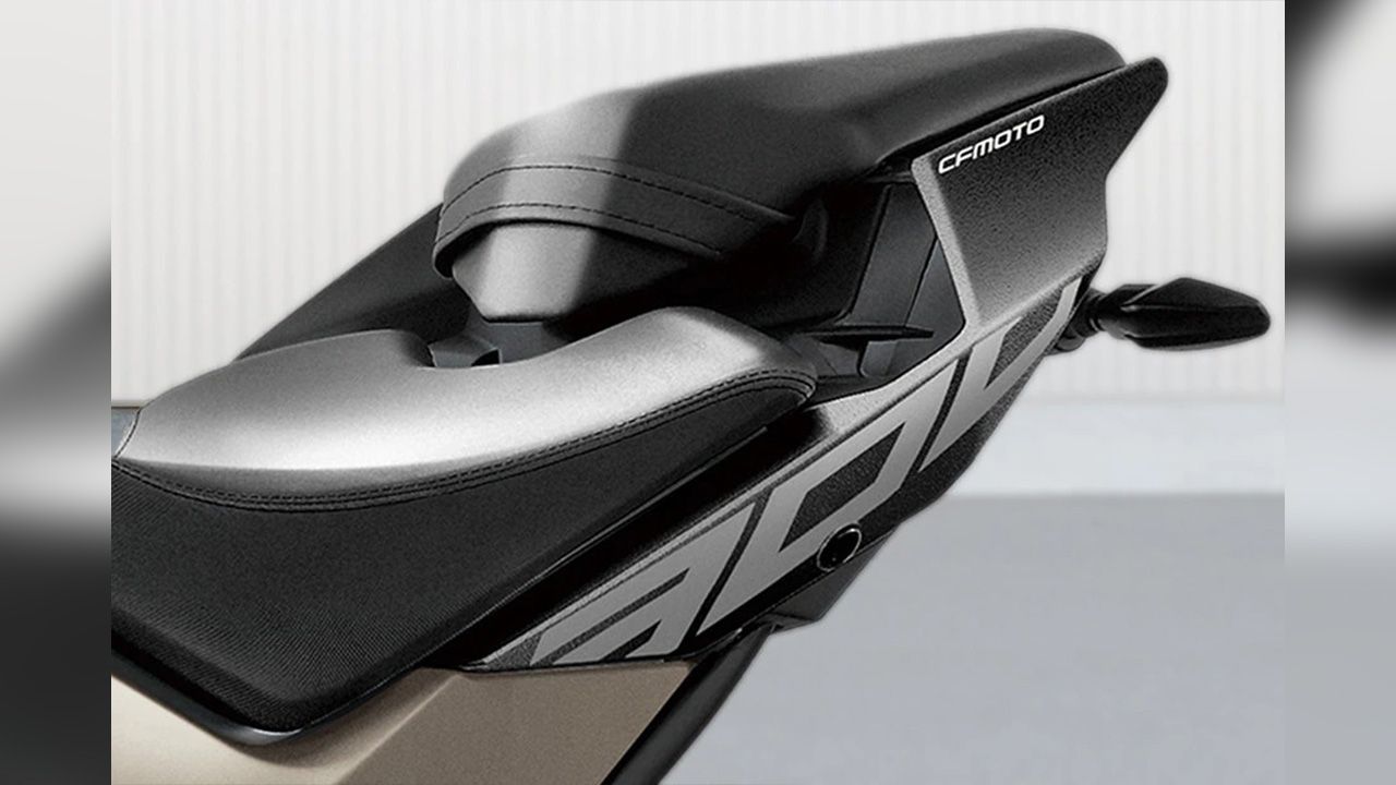 CFMoto 300NK Seat