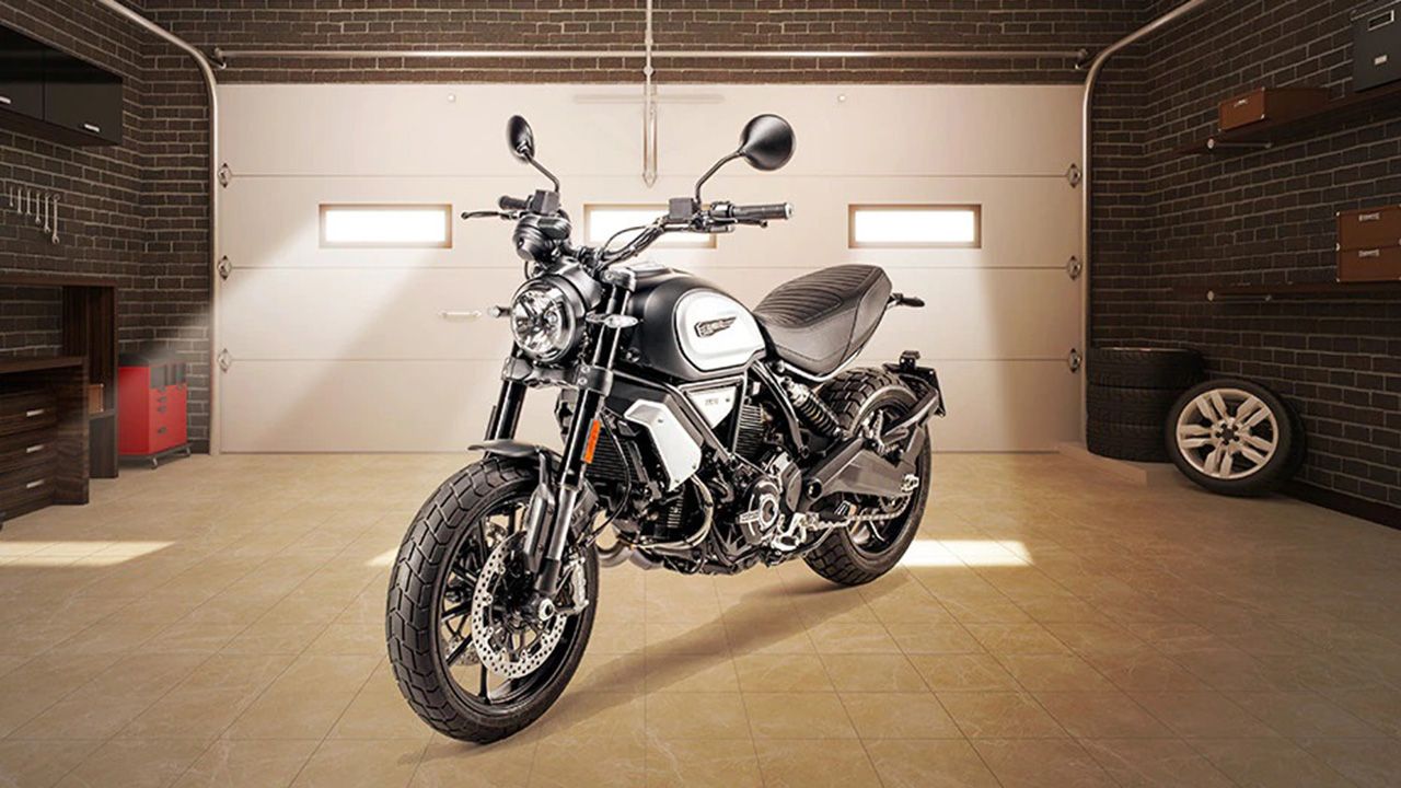 Ducati Scrambler 1100 Front Left View