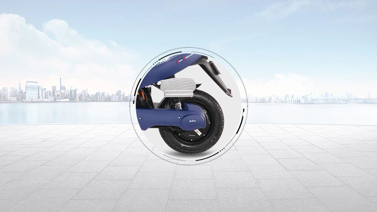 Hero Electric Photon Rear Tyre View